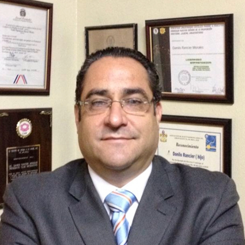 Dr. Ignacio Gabino Guzm&aacute;n Grull&oacute;n